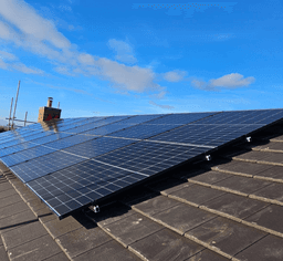 Brookfield Renewable Energies Ltd logo - solar installation in Doncaster